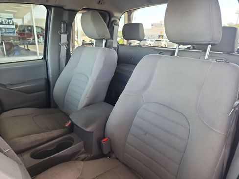 Used 2021 Nissan Frontier S image 14
