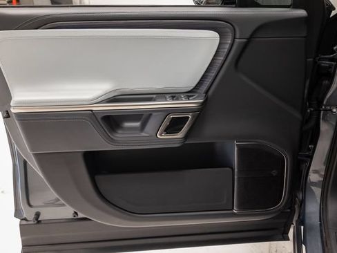 Used 2024 Rivian R1S Adventure AWD/4WD image 7