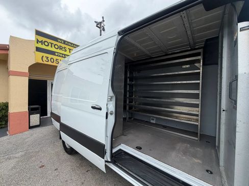 Used 2019 Mercedes-Benz Sprinter 170 w/ Driver Convenience Package image 8