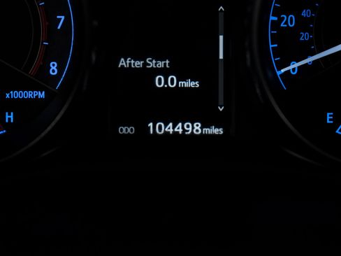 Used 2018 Toyota Corolla iM FWD image 17