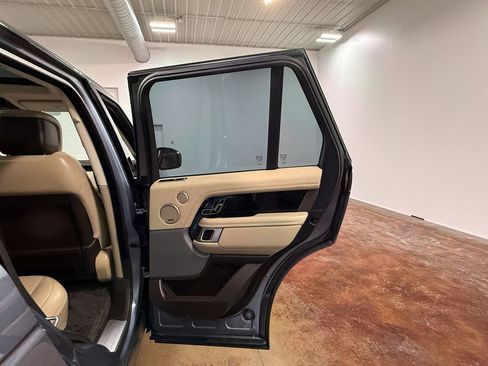 Used 2019 Land Rover Range Rover Supercharged AWD/4WD image 64