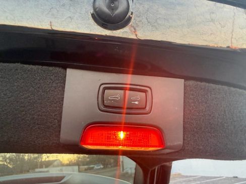 Used 2014 Porsche Cayenne Platinum Edition image 32