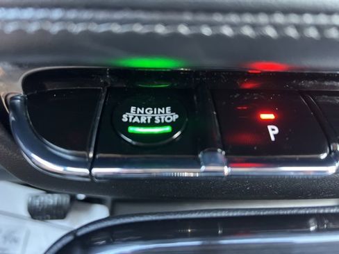 Used 2023 Lincoln Nautilus Reserve image 34