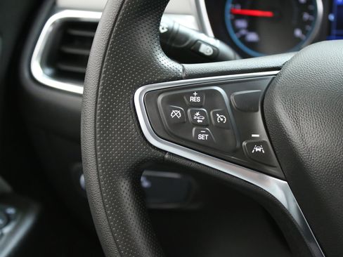 Used 2024 Chevrolet Equinox LS w/ LS Convenience Package FWD image 13