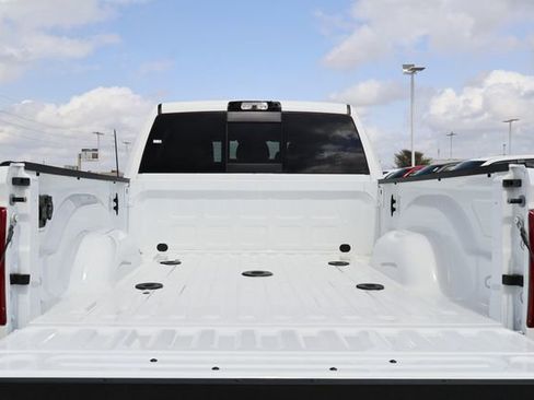 New 2026 RAM 2500 Laramie w/ Night Edition AWD/4WD image 7