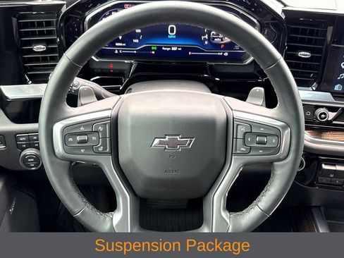 Used 2025 Chevrolet Silverado 1500 LT Trail Boss w/ Convenience Package II AWD/4WD image 10
