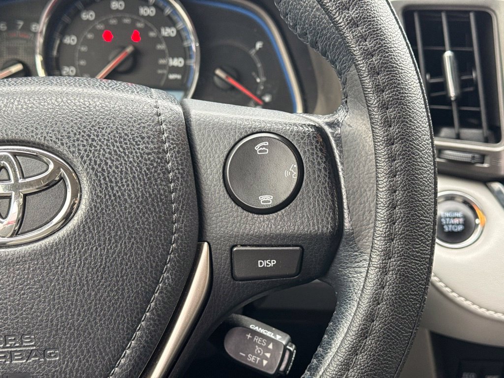 Used 2015 Toyota RAV4 Limited AWD/4WD image 30