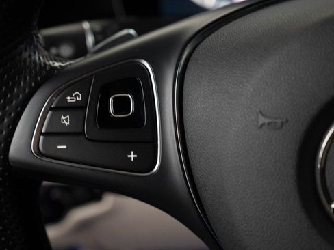Used 2018 Mercedes-Benz E 300 image 20