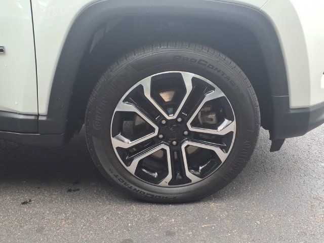 Certified 2023 Jeep Compass Limited AWD/4WD image 10