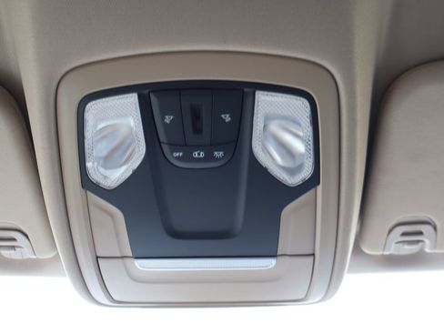 Used 2019 RAM 1500 Big Horn AWD/4WD image 14