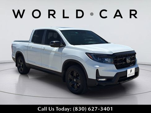 Used 2025 Honda Ridgeline Black Edition image 16