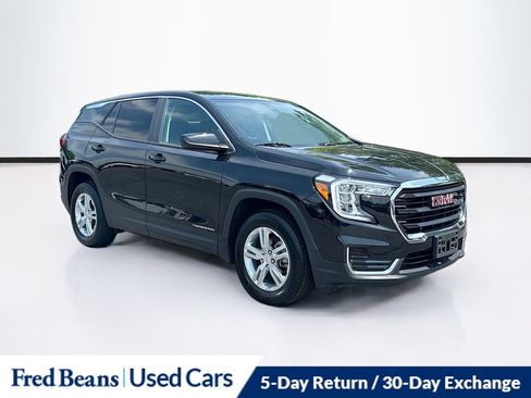 Used 2024 GMC Terrain SLE AWD/4WD image 1