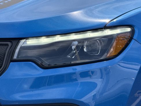 Used 2022 Jeep Compass Trailhawk w/ Trailhawk Elite Group AWD/4WD image 6