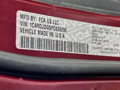 Used 2023 Dodge Durango GT w/ Blacktop Package AWD/4WD image 31