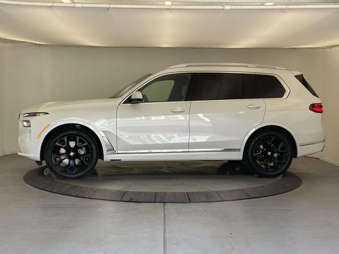Used 2026 BMW X7 xDrive40i w/ Executive Package AWD/4WD image 2