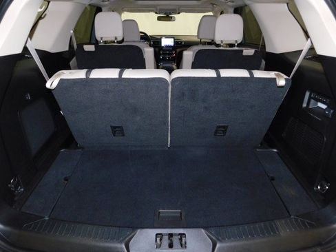 Used 2021 Ford Explorer Limited w/ Hybrid Equipment Group 310A image 18