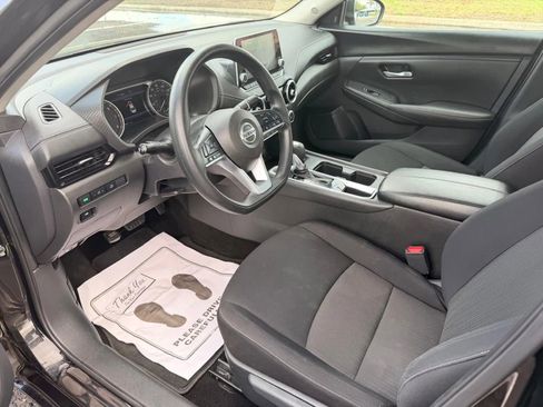 Used 2023 Nissan Sentra SV image 14