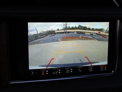 Used 2023 GMC Yukon XL Denali Ultimate image 38