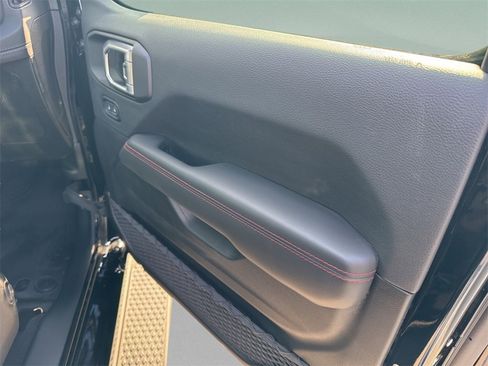 New 2026 Jeep Gladiator Rubicon image 37