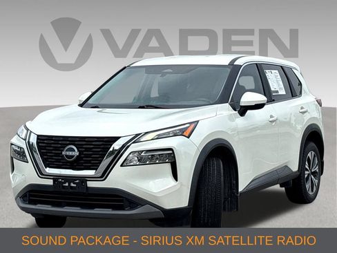 Used 2023 Nissan Rogue SV FWD image 3