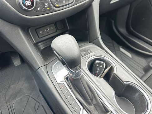 Used 2024 Chevrolet Equinox LT w/ LPO, Floor Liner Package image 42