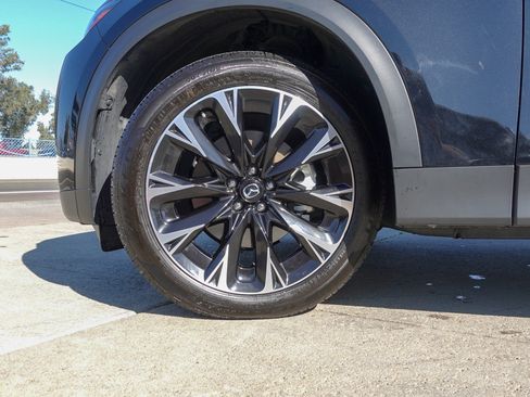 Certified 2024 MAZDA CX-90 Plug-In Hybrid w/ Premium Plus image 9