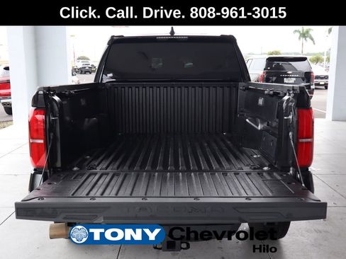 Used 2024 Toyota Tacoma TRD Sport AWD/4WD image 18