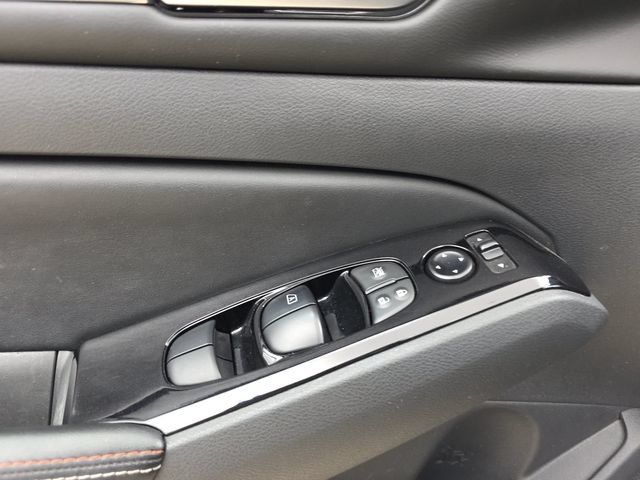 Used 2024 Nissan Altima 2.5 SR w/ SR Premium Package FWD image 27