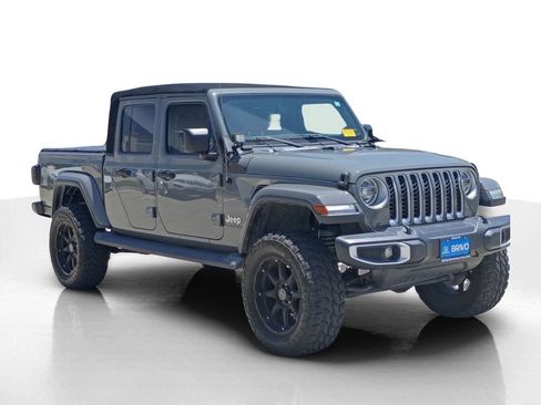 Used 2020 Jeep Gladiator Overland AWD/4WD image 3