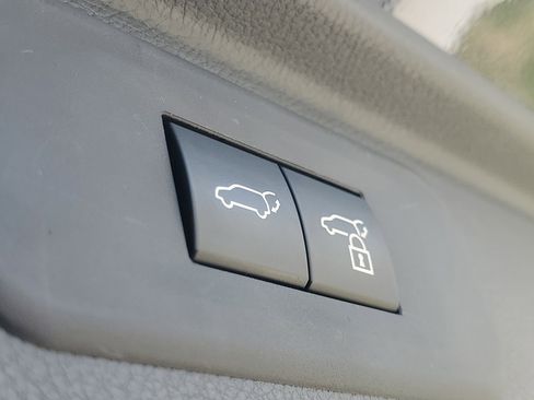 Used 2024 Toyota Grand Highlander Platinum AWD/4WD image 9