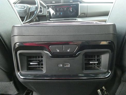 Certified 2022 GMC Sierra 1500 AT4 w/ Technology Package AWD/4WD image 22