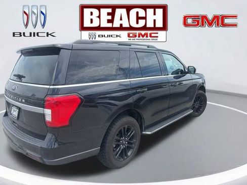 Used 2022 Ford Expedition XLT RWD image 4