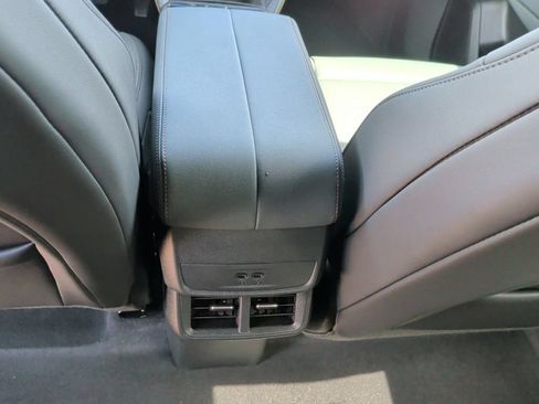 New 2026 GMC Terrain AT4 w/ Technology Package II AWD/4WD image 38