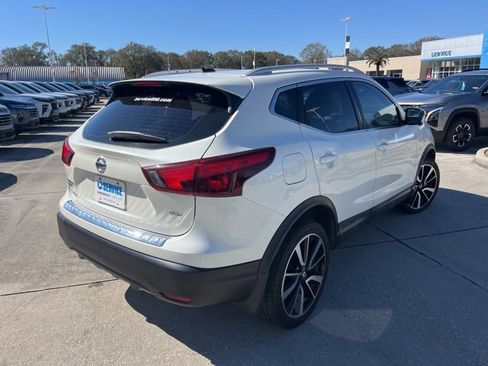 Used 2018 Nissan Rogue Sport SL w/ SL Premium Package image 8