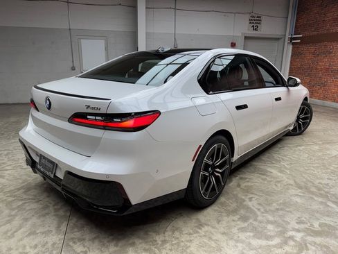 Used 2026 BMW 740i xDrive 740i xDrive w/ Executive Package image 5