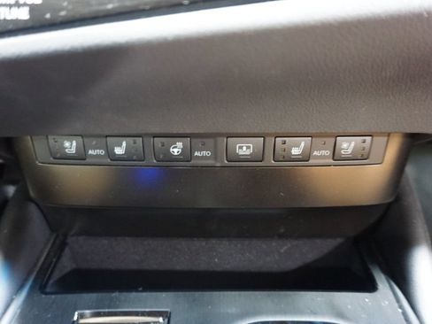 Used 2023 Lexus ES 350 w/ Premium Package FWD image 14