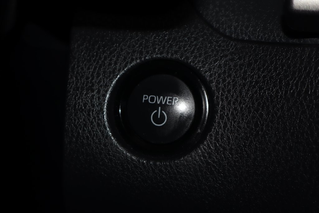 Used 2025 Toyota Camry SE FWD image 22