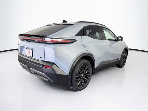 New 2026 Toyota C-HR AWD/4WD image 9