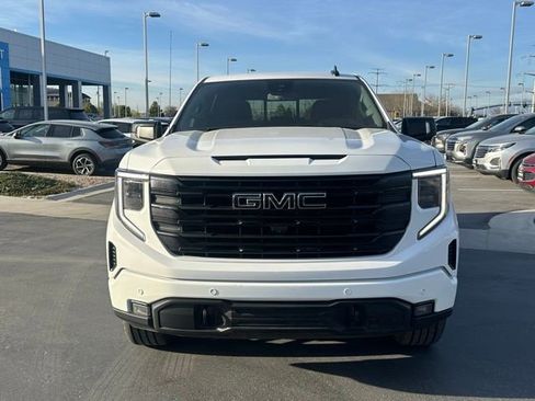 Used 2024 GMC Sierra 1500 Elevation w/ Elevation Premium Package AWD/4WD image 29