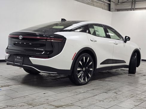 New 2026 Toyota Crown Platinum image 18