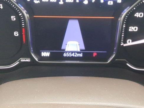 Used 2021 GMC Yukon Denali w/ Denali Premium Package image 13