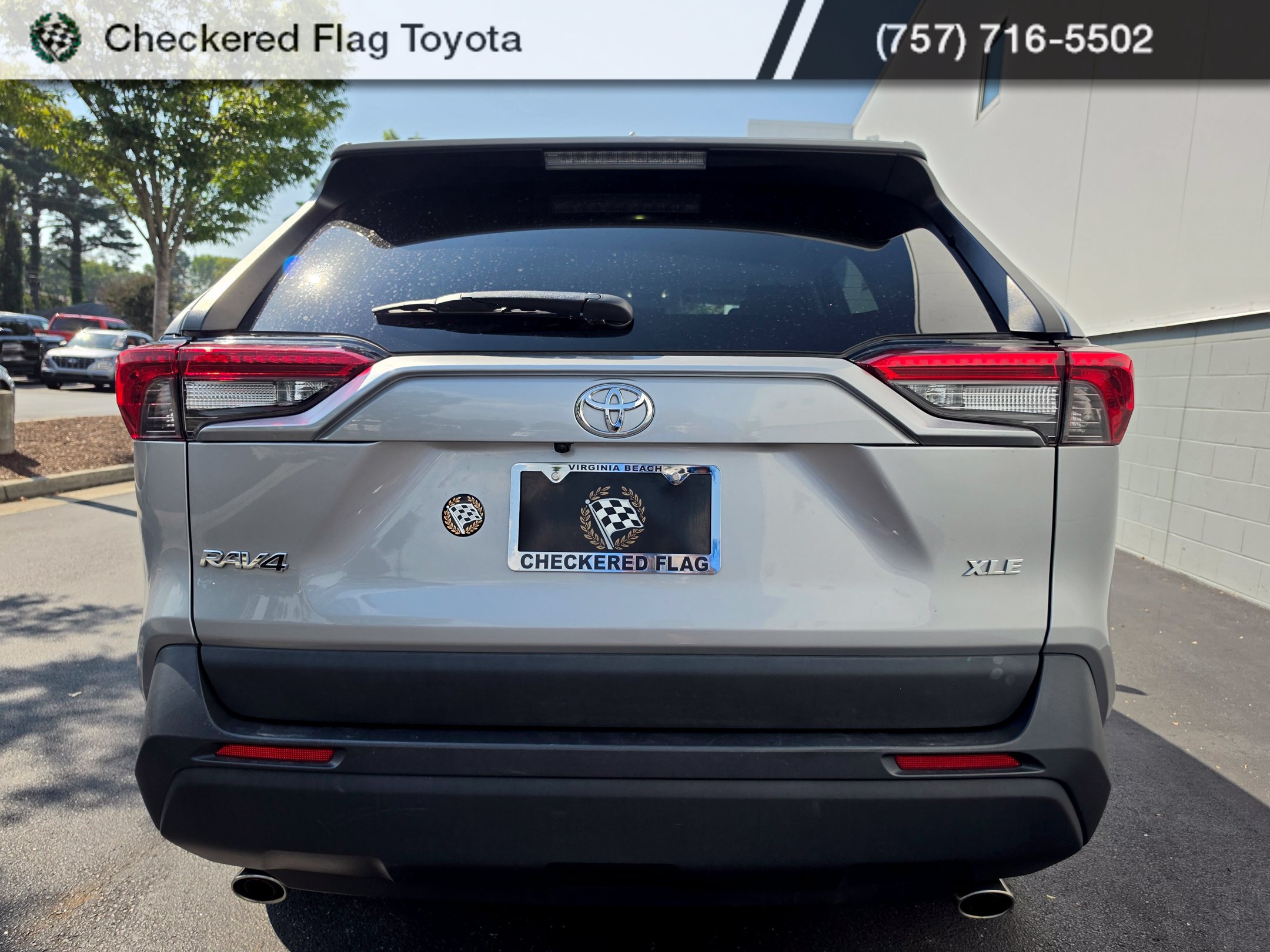 Used 2025 Toyota RAV4 XLE FWD image 4