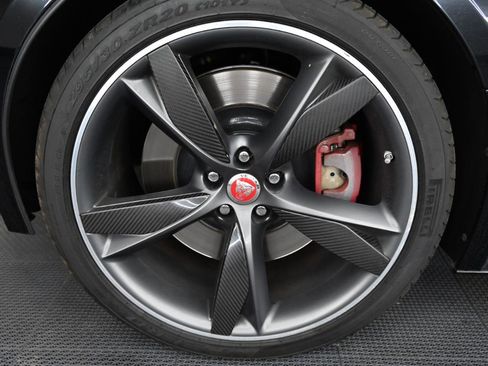 Used 2019 Jaguar F-TYPE R AWD/4WD image 45