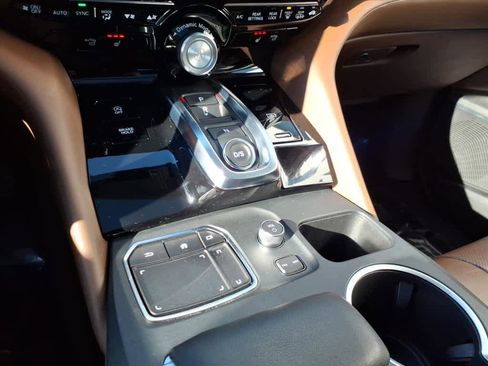 Used 2022 Acura MDX SH-AWD w/ Technology Package image 21