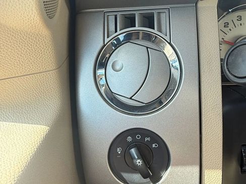 Used 2014 Ford Expedition EL XLT w/ Equipment Group 202A AWD/4WD image 26