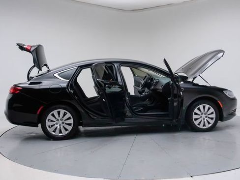 Used 2016 Chrysler 200 LX FWD image 14