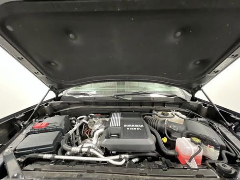 Certified 2025 GMC Sierra 1500 AT4 w/ Technology Package AWD/4WD image 30