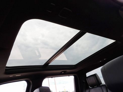 Used 2023 Toyota Tundra Platinum image 14