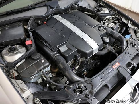 Used 2005 Mercedes-Benz CLK 320 Cabriolet image 32