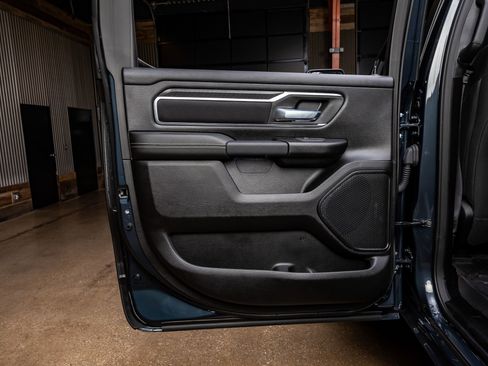 Used 2025 RAM 1500 Big Horn image 38